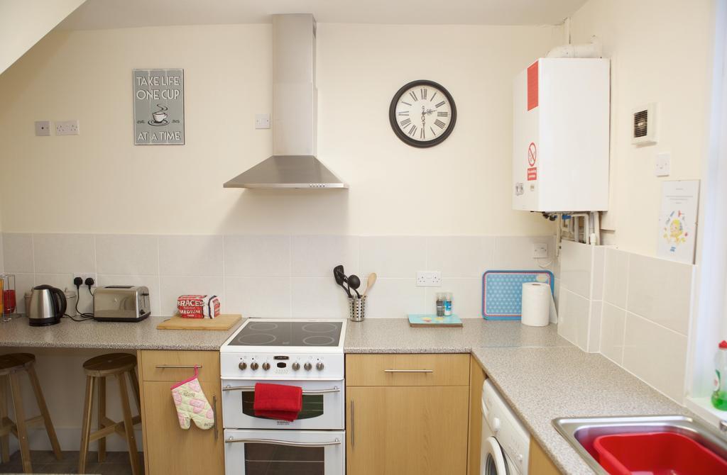 Bristol Serviced Lets - 152/154 Bath Road Luaran gambar