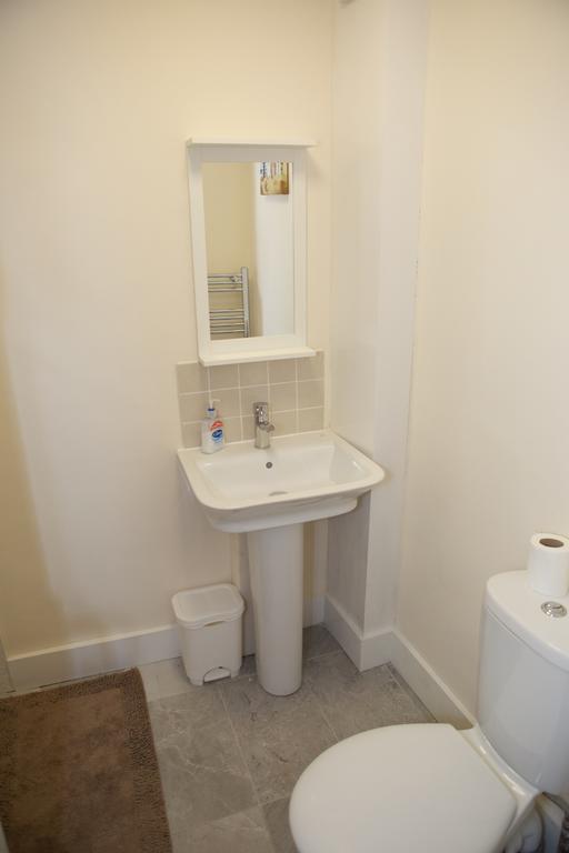 Bristol Serviced Lets - 152/154 Bath Road Luaran gambar